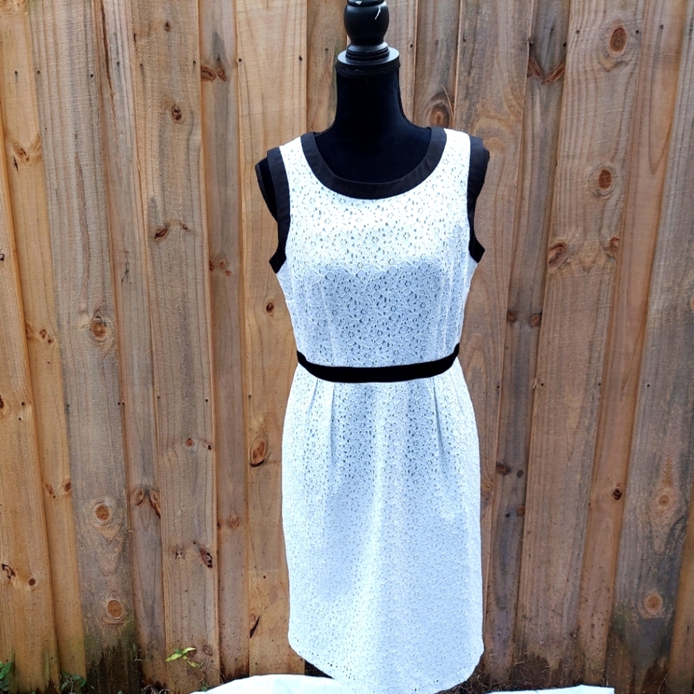 Charter Club Dress Sleeveless White Eyelet Black Trim Size 10